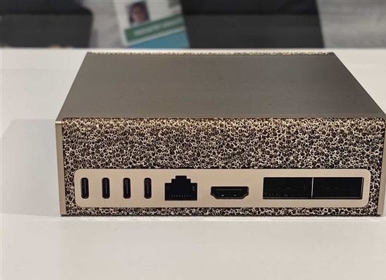NVIDIA DGX Spark国内开售！全球最小AI超算3万元起 性能堪比工作站