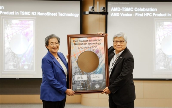 AMD苏姿丰联手台积电首发2nm Zen6霄龙!2026年性能碾压Intel至强